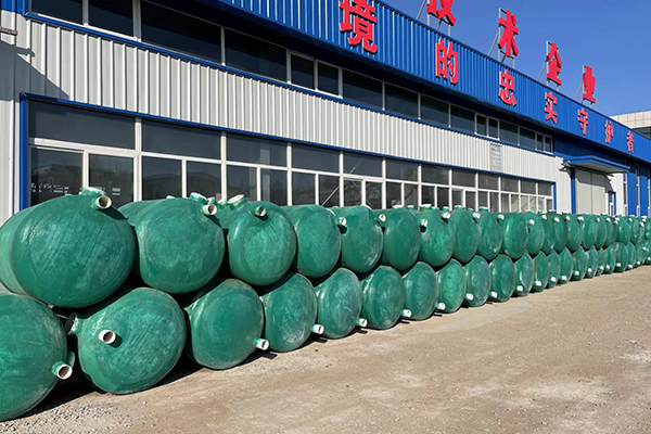 購買玻璃鋼化糞池時要關注廠家哪幾點 購買玻璃鋼化糞池時要關注廠家哪幾點
